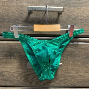 Skinz Wear Men’s posing brief